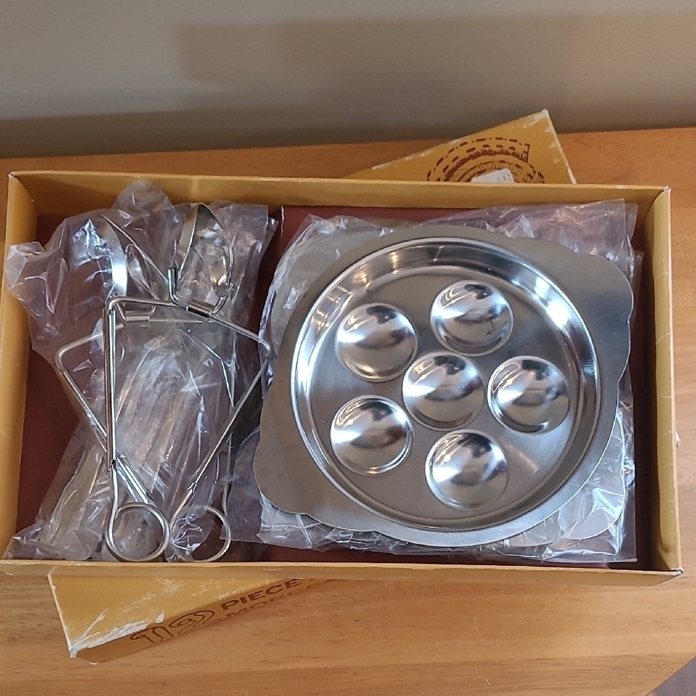 VINTAGE 10 Piece Escargot Set, Stainless Steel - Picture 3 of 14